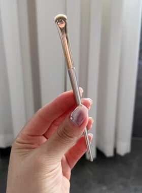 柔软镰刀细节眼部化妆工具