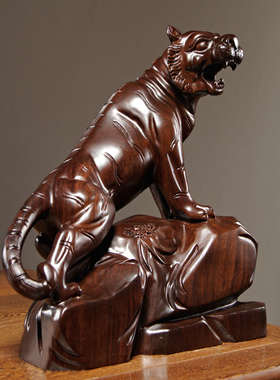 黑檀木雕老虎摆件十二生肖虎啸河山家居客厅店铺装饰红木工艺礼品