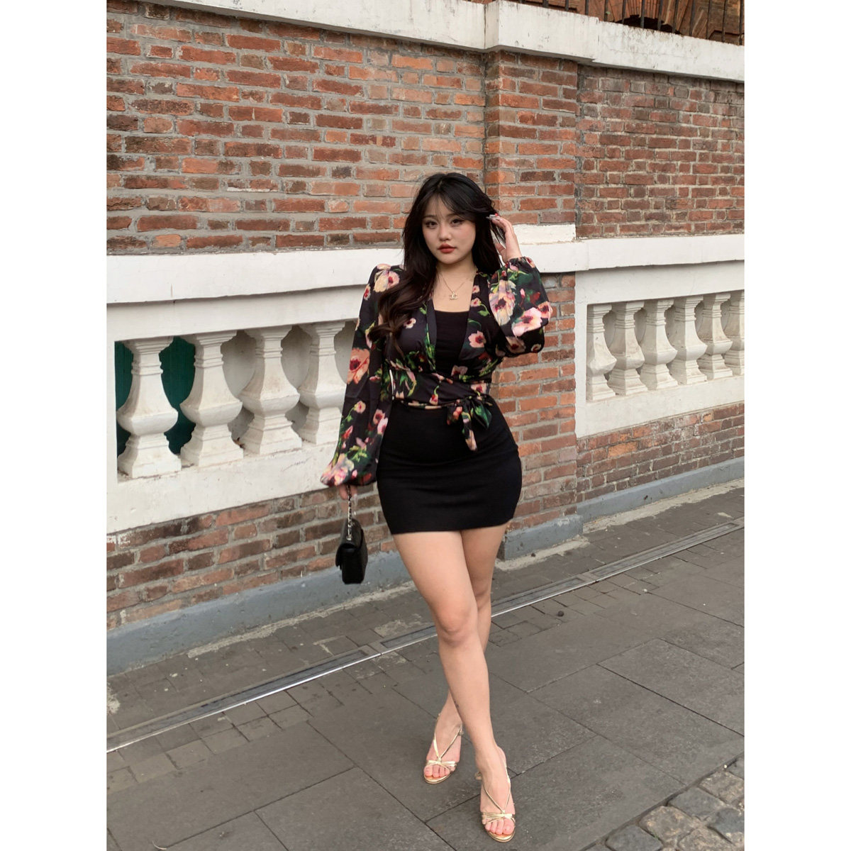 欣甜Bside 【智雅姐姐】春秋新款小众宽松长袖碎花上衣显瘦半身裙