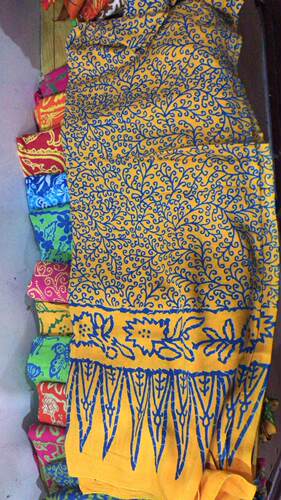 印尼巴厘岛特色纱笼披肩裹纱海边度假沙滩裙沙滩巾半身裙挂脖裙 - 图0