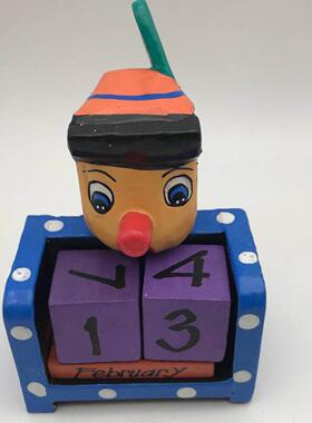 印尼巴厘岛特产 巴厘岛手信礼物手工品工艺品匹诺曹日历台历摆件