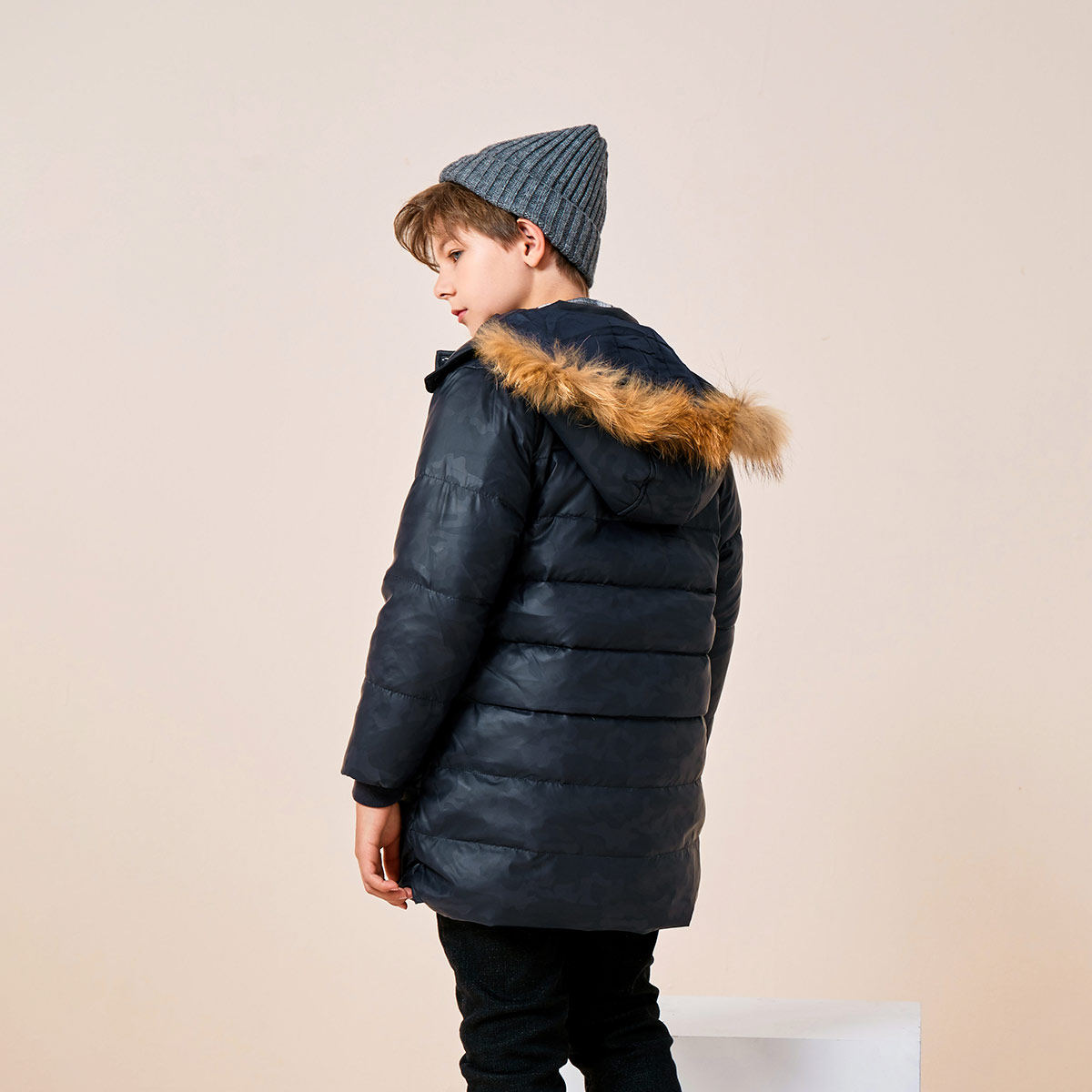 海澜之家旗下 Heylads 男生女生 男大童带帽羽绒外套 天猫优惠券折后￥68包邮（￥177-109）120~175码2色可选