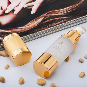 诗佩妮瓷肌提亮隔离霜