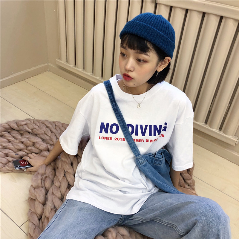 2020春夏新款韩版纯棉字母白色t恤 红续T恤