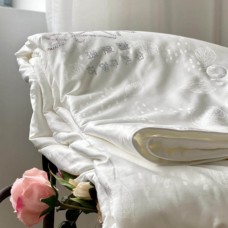 玻尿酸美容保暖提花冬被 柔软贴身春夏秋冬被子 双人被功能性被芯,淘宝优惠券,粉丝福利购,淘宝优惠卷