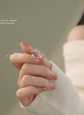 纯银闪钻麻花戒指女莫比乌斯食指