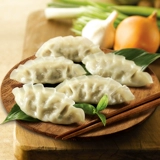Xijie Pavilion Bibigo Fresh Beef King Prymplings 300G12 Упаковка корейские жареные жареные жареные жареные пельмени Бесплатная доставка
