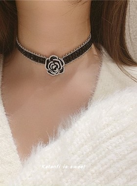 水晶锁骨链山茶花黑色小香