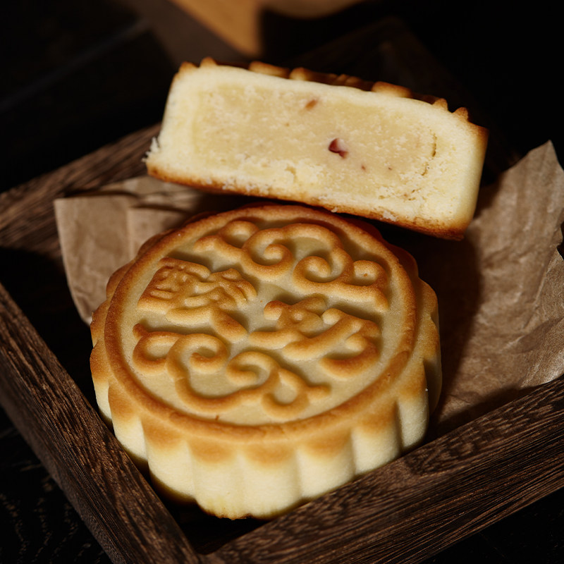 塔麦尔奶皮子月饼新疆特产酸奶驼奶350g手工老式奶豆腐中秋节糕点