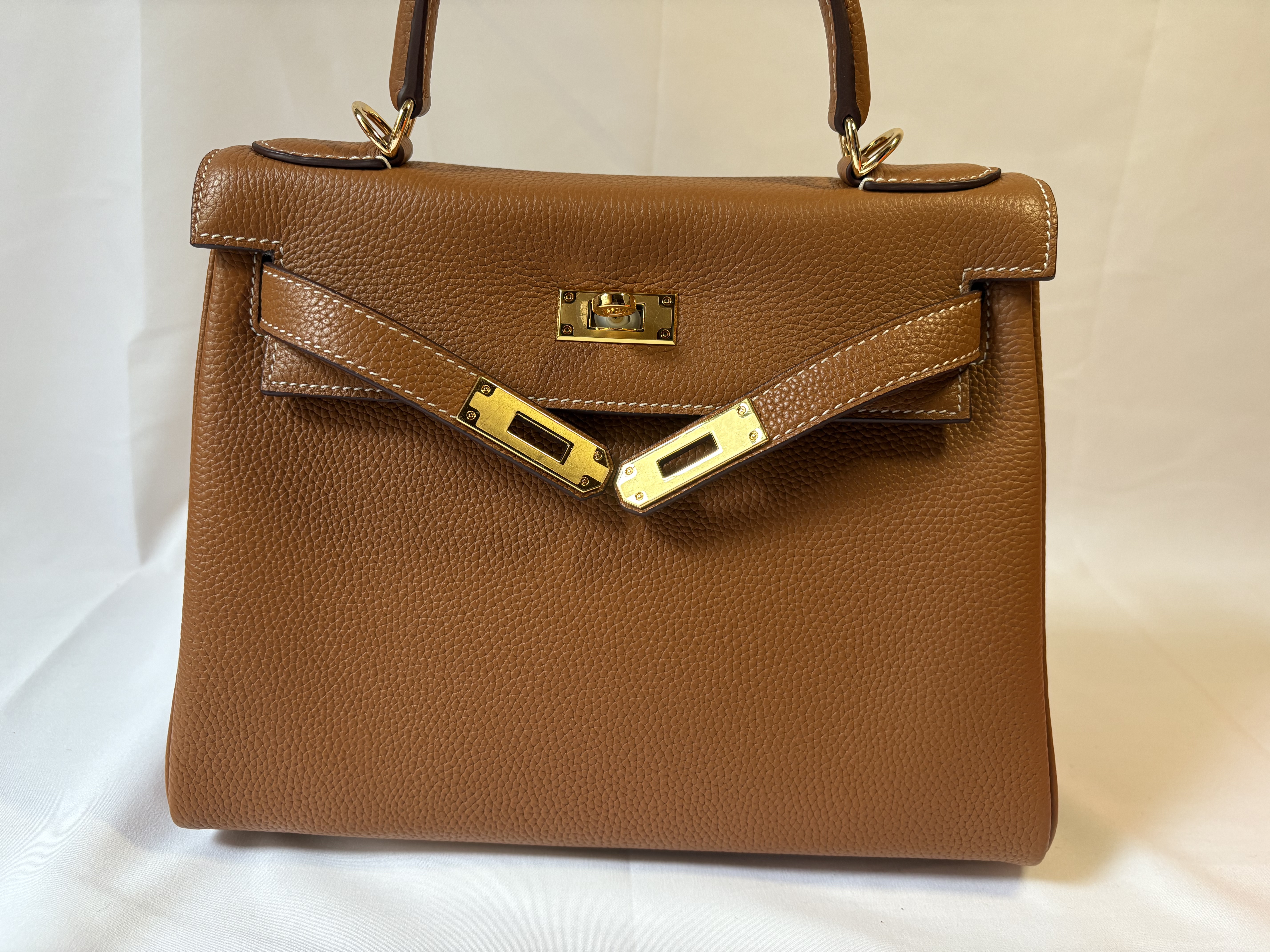 25CM金扣凯莉包头层TOGO皮料内缝手提女包 - 图2