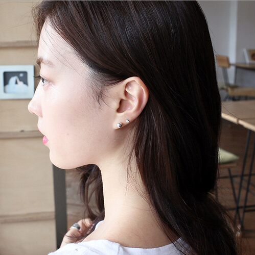 基础款S925纯银时尚个性简约光面圆珠耳钉耳饰耳骨钉男女 - 图0