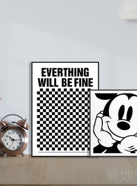 高档欧厅黑棋白灰盘格子客卡通米北奇摆件画酒柜床头柜摆画