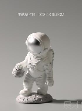 正品简约现代创宇航员空人太车意载摆件家居客厅公酒柜办室桌面装