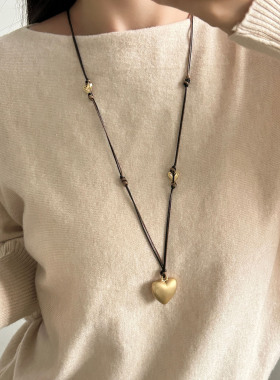 小众设计金属爱心吊坠长款项链女
