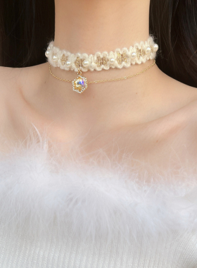 2024年春款温柔闪钻珍珠choker白色锁骨链颈链小众设计毛绒项链女