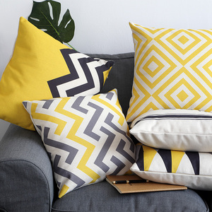 北欧风客厅沙发抱枕