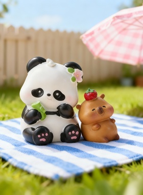 可爱熊猫卡通树脂桌面摆件