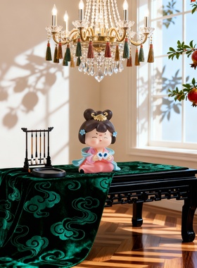 国潮复古人物树脂桌面摆件