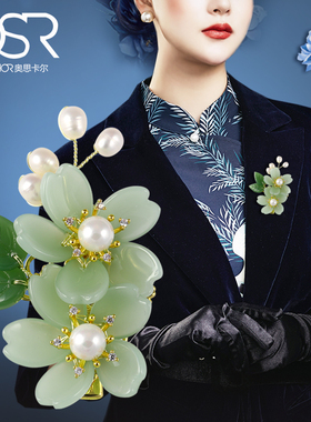 2023年新款潮故宫风高档奢华胸针