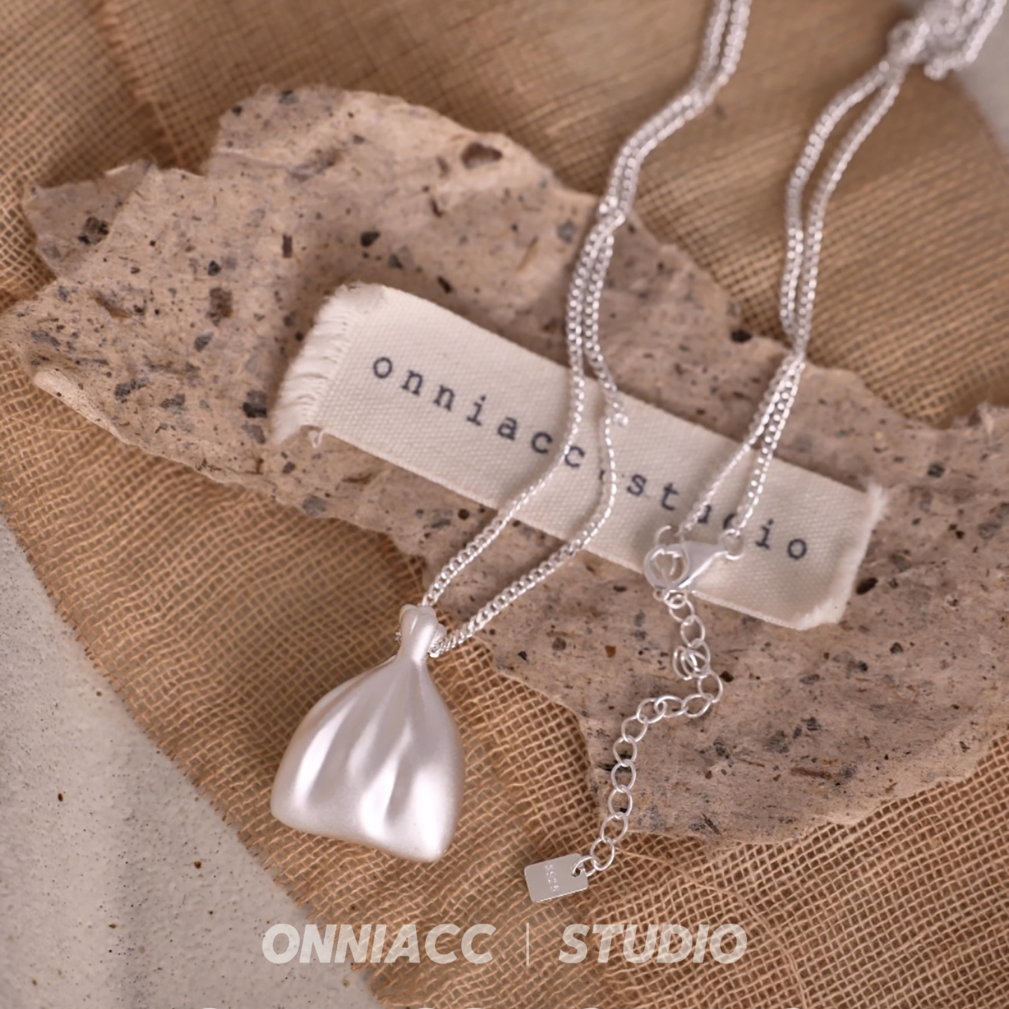 钱袋子福袋吊坠项链女长款毛衣链纯银配饰秋冬高级感轻奢小众简约 - 图0