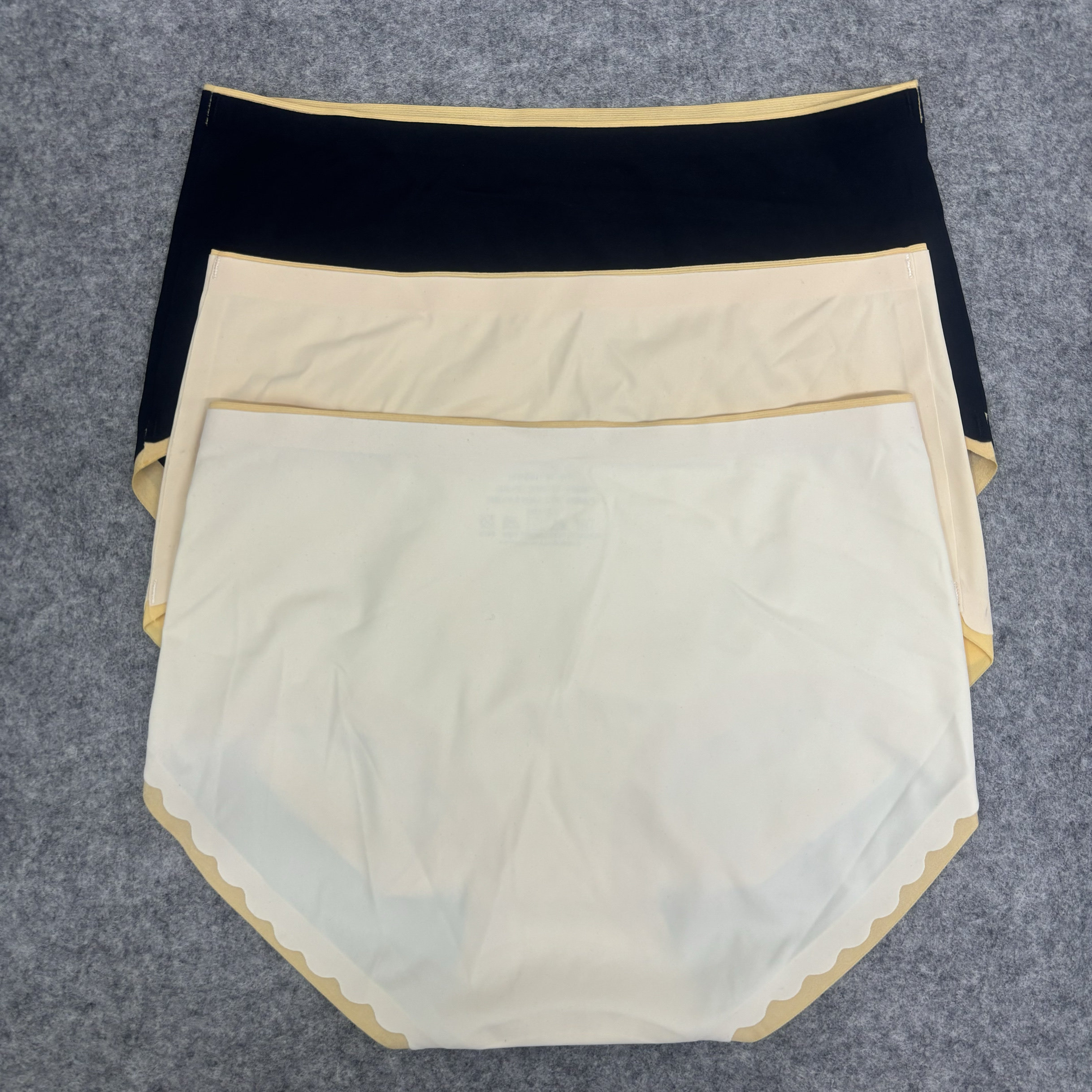 冰丝无痕时尚女士内裤中腰抗菌舒适透气大码一片式少女生三角短裤,淘宝优惠券,粉丝福利购,淘宝优惠卷