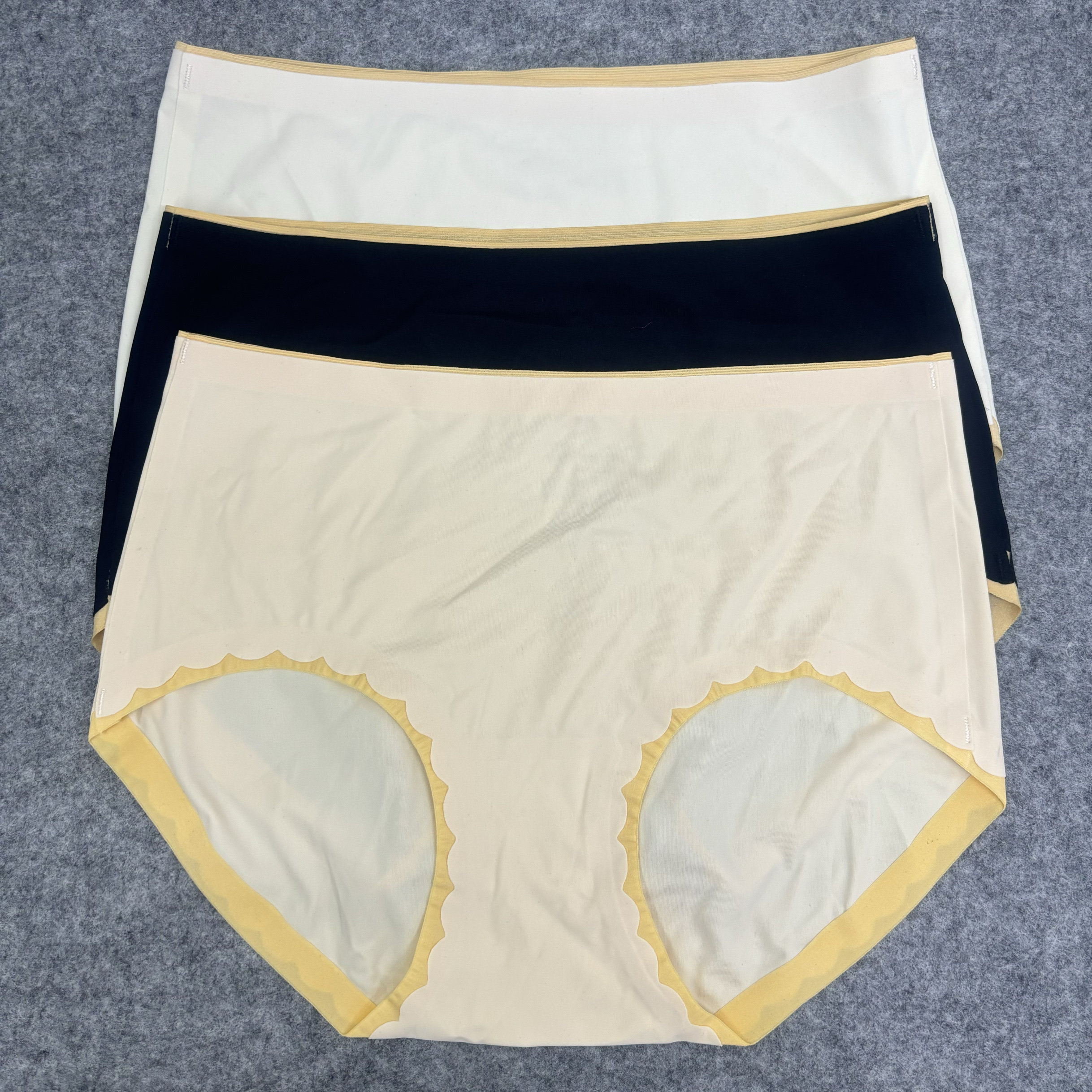 冰丝无痕时尚女士内裤中腰抗菌舒适透气大码一片式少女生三角短裤,淘宝优惠券,粉丝福利购,淘宝优惠卷