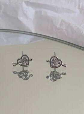 other925银简约女小巧耳钉