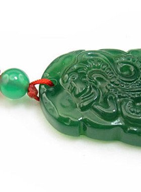 a货绿玛瑙玉器挂件吊坠送证天