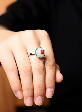 天然和田玉南红玛瑙莲花转动戒指