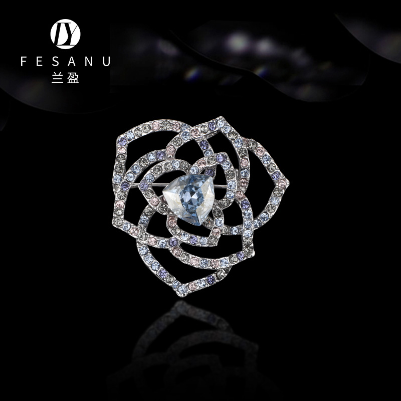 兰盈玫瑰花水晶胸针女奢华欧美大衣 兰盈胸针