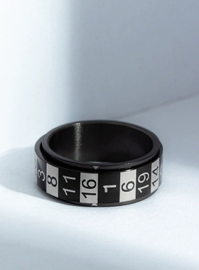 KANZAO8mm欧美新款手饰阿拉伯数字可转动男士钛钢戒指减压指环