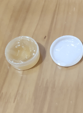 奶茶封口机进出轨道下轴承润滑油