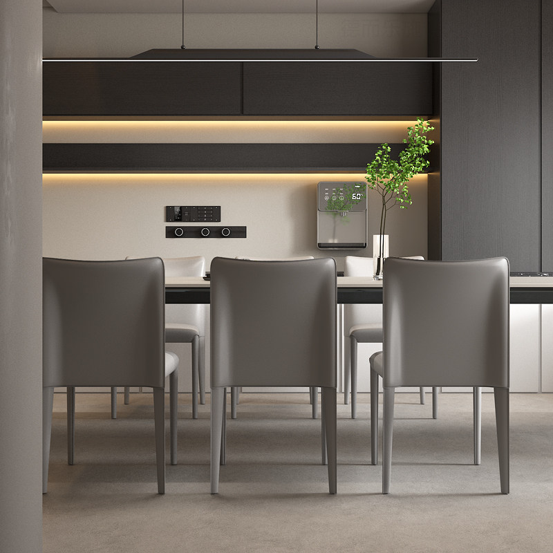 高端意式极简马鞍皮餐椅家用餐厅现代简约靠背凳子酒店设计师椅子