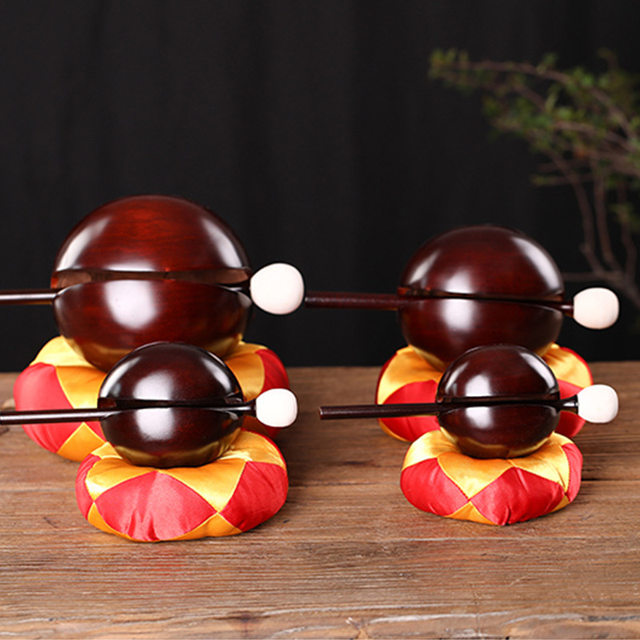 Allison Eisen Li Mu Yu Bangzi percussion instrument