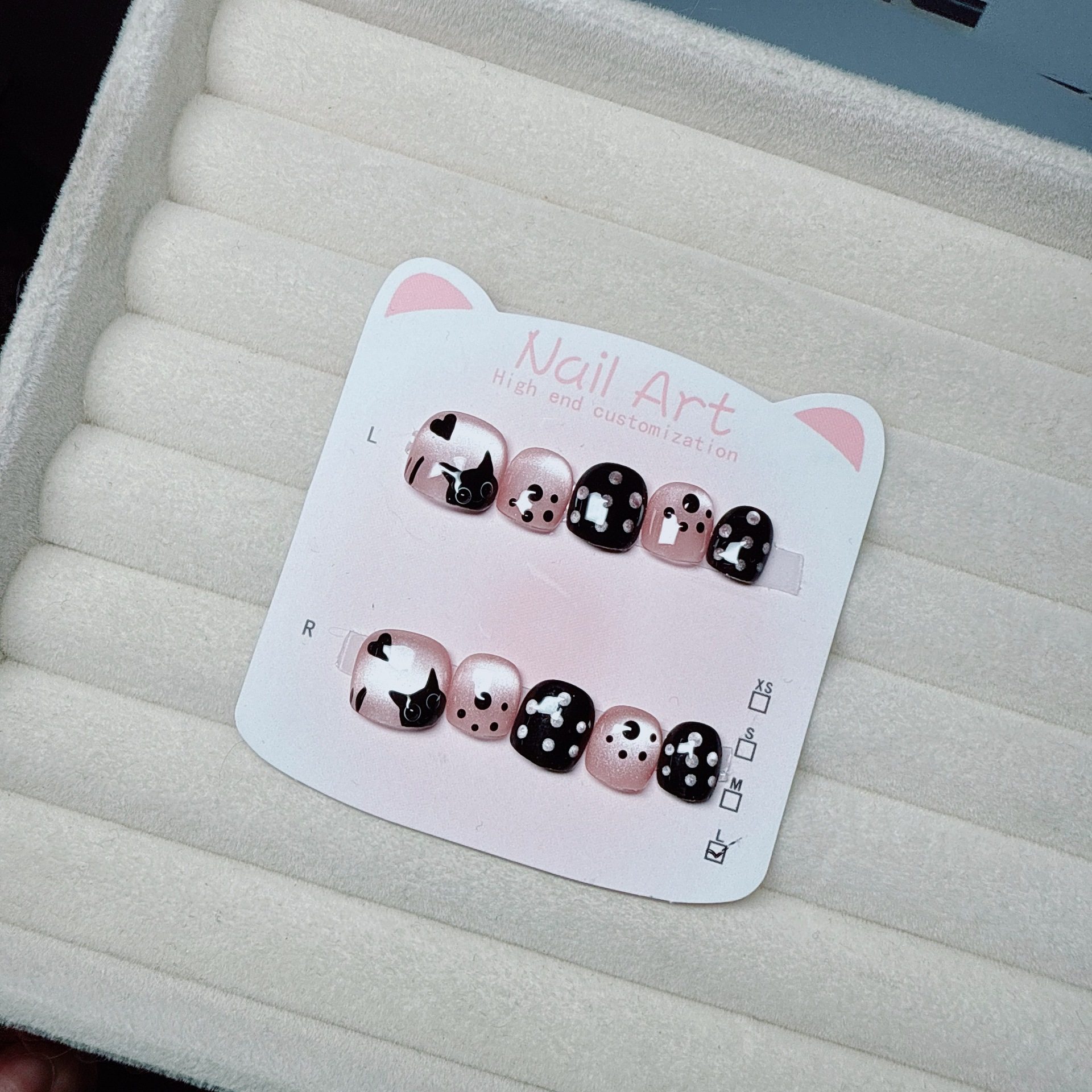 儿童穿戴甲卡通猫眼手绘猫咪纯手工学生美甲可爱贴片指甲短款,淘宝优惠券,粉丝福利购,淘宝优惠卷