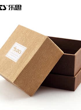 木纹礼盒用心呈献会员专享