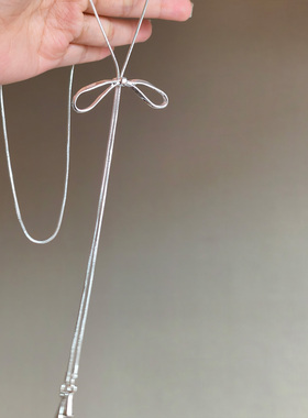 百搭甜美简约极简蝴蝶结卫衣项链