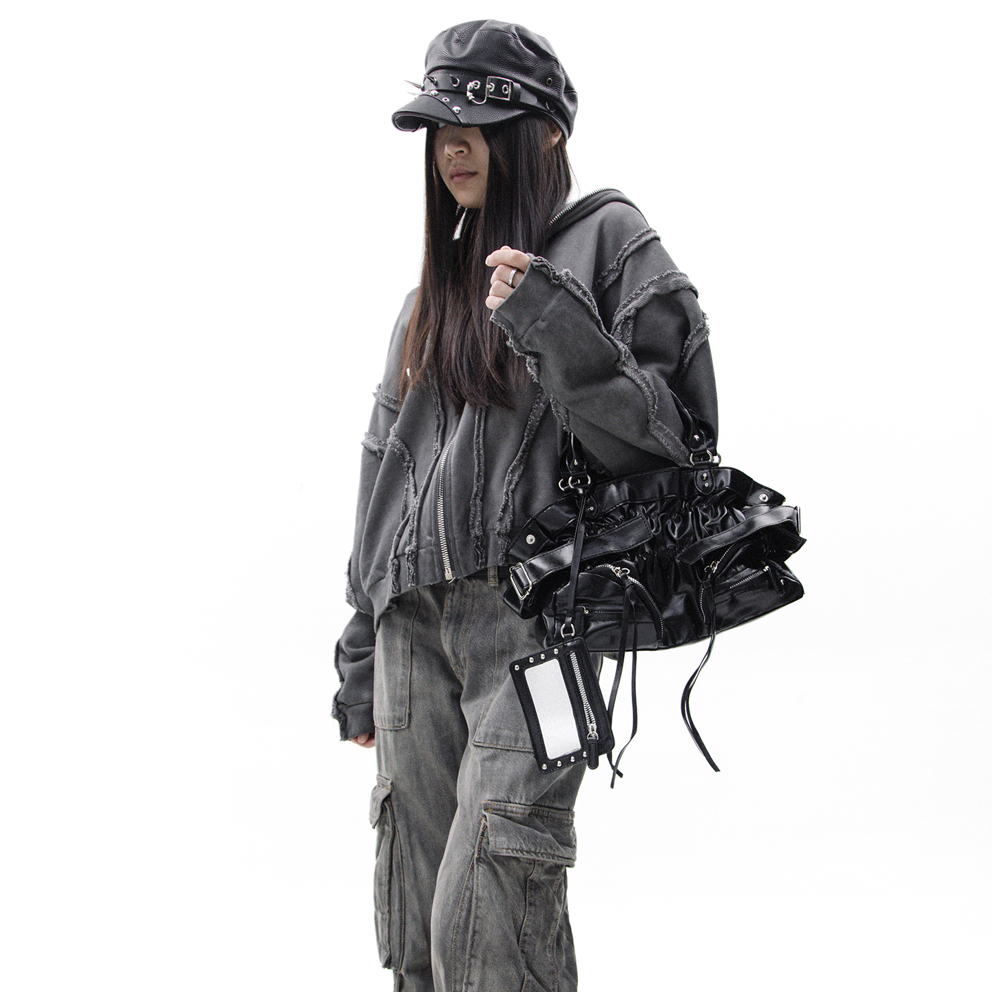 WCH巴黎平替辣妹朋克机车风流苏褶皱皮绑带铆钉手提包单肩挎包ins,淘宝优惠券,粉丝福利购,淘宝优惠卷