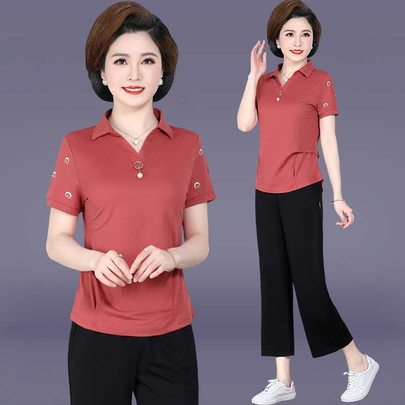  雪罗中老年女装