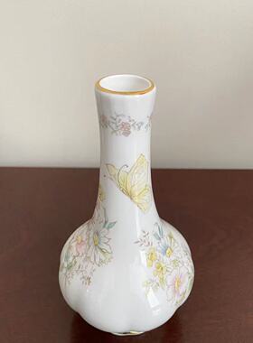 Royal Albert 皇家阿尔伯特 1985年 Butterfly Days 蝴蝶花瓶瓷瓶