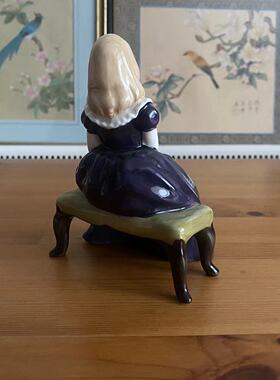 Royal Doulton 皇家道尔顿 1964年瓷偶摆件 英国手工 淑女瓷娃娃