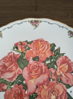 Royal Albert 皇家阿尔伯特 女王母亲1990年限量花卉瓷盘 收藏碟