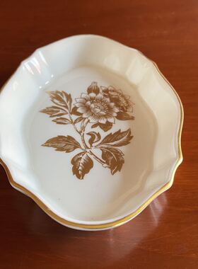 Wedgwood 韦奇伍德 Tonquin 金色花卉骨瓷小碟 西洋瓷盘 首饰碟