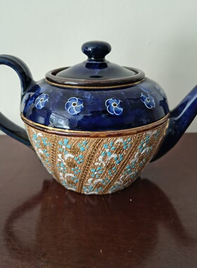 Royal Doulton 皇家道尔顿 稀有帝王蓝古董金彩浮雕花卉收藏茶壶