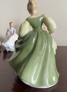 Royal Doulton 皇家道尔顿 1966年 Fair Maiden英国淑女瓷偶瓷娃