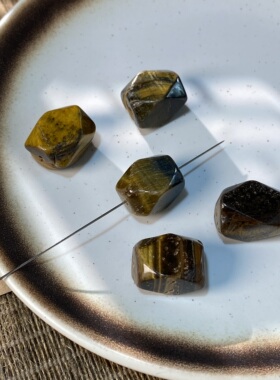 天然虎眼石16*18mm大冲角珠散珠子手工diy串珠项链饰品配件X972