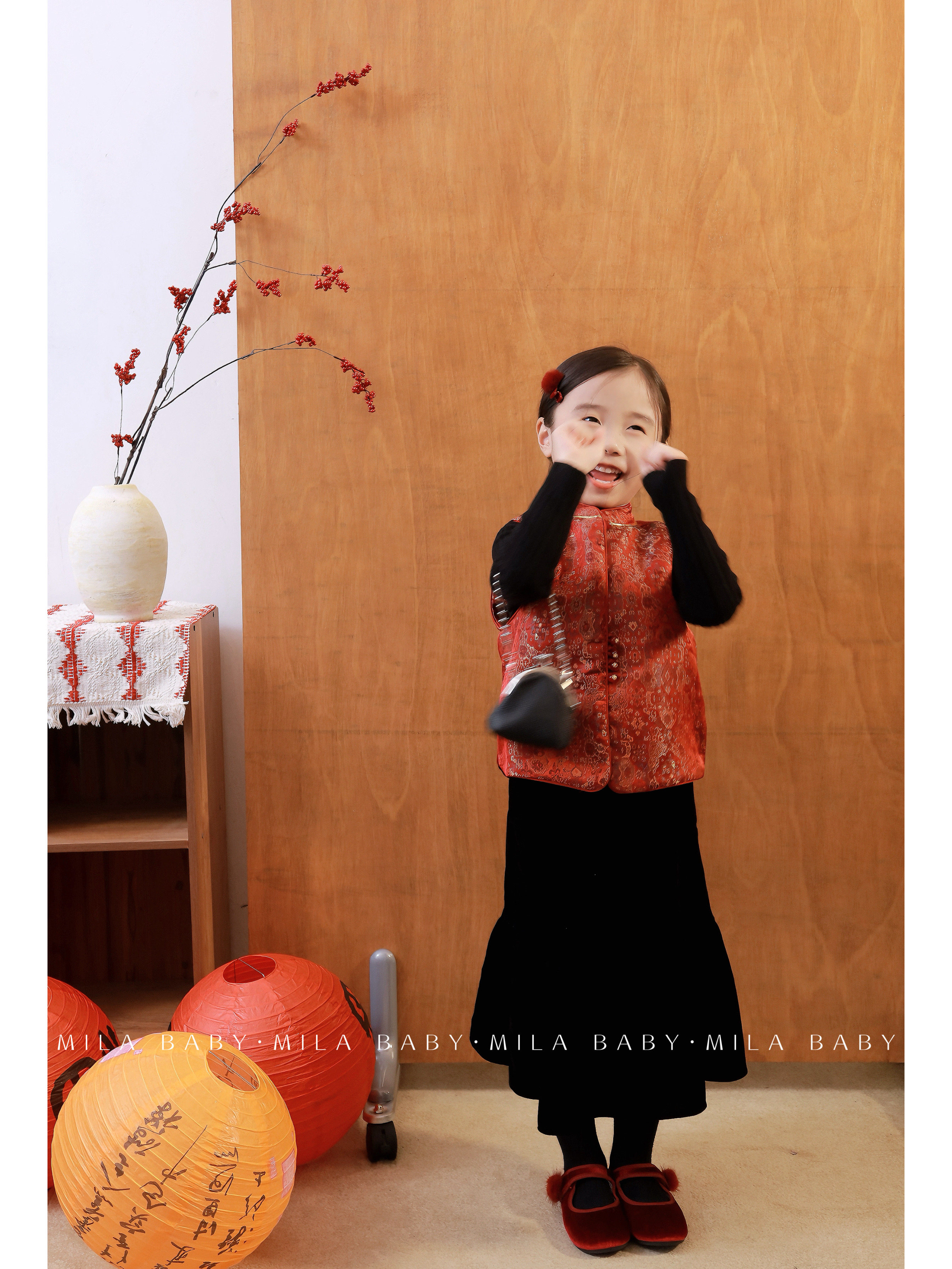 MILA BABY2025冬季女童新中式国风马甲儿童拜年服夹棉保暖背心,淘宝优惠券,粉丝福利购,淘宝优惠卷