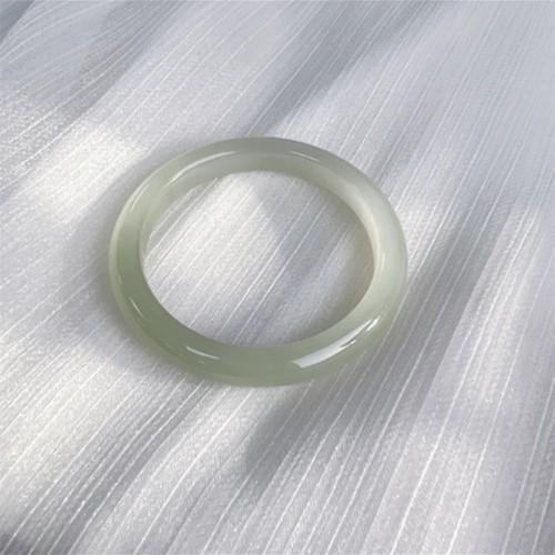 新疆和田玉平替阿富汗冰晴底玉镯子正圈天然手镯气质油润玛瑙玉髓 - 图3