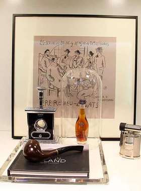 样板间书房飘窗雪茄红酒饰品摆件