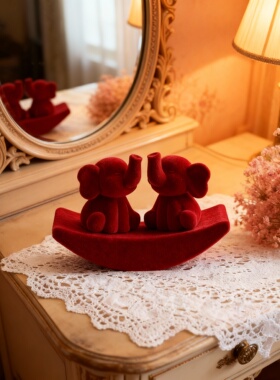 红色大象情侣摆件新婚喜庆装饰